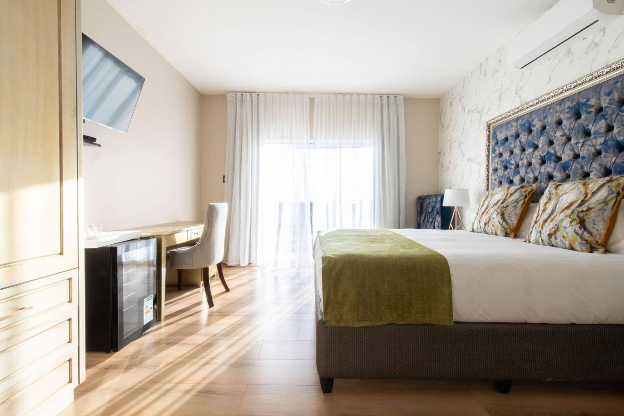 Dolphin Bay Boutique Hotel And Spa Port Elizabeth Dış mekan fotoğraf