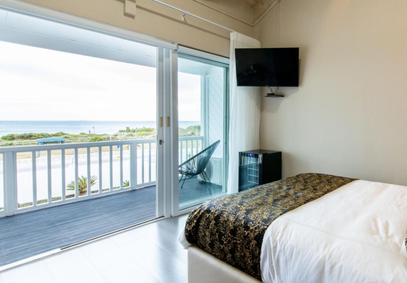 Dolphin Bay Boutique Hotel And Spa Port Elizabeth Dış mekan fotoğraf