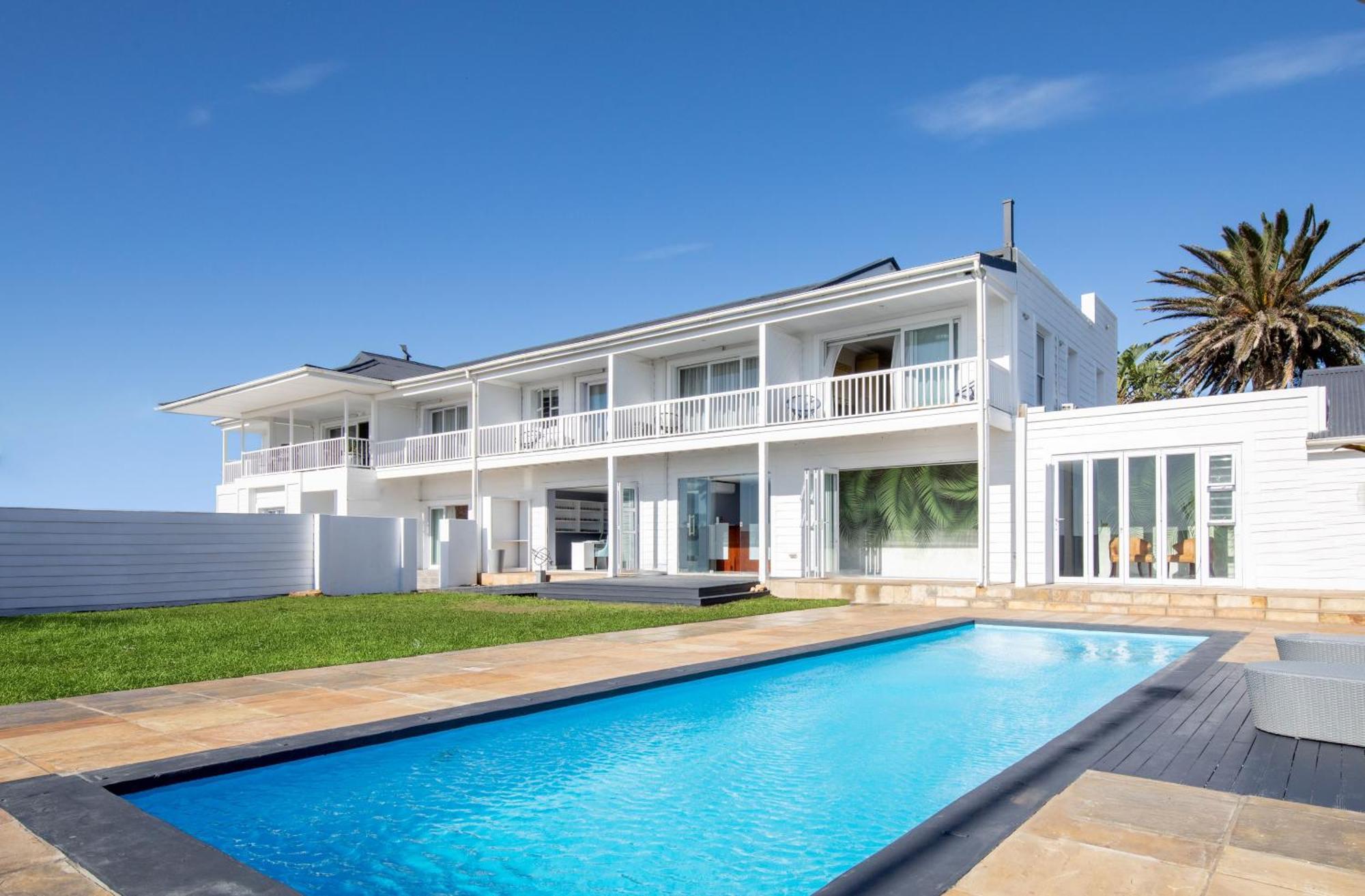 Dolphin Bay Boutique Hotel And Spa Port Elizabeth Dış mekan fotoğraf